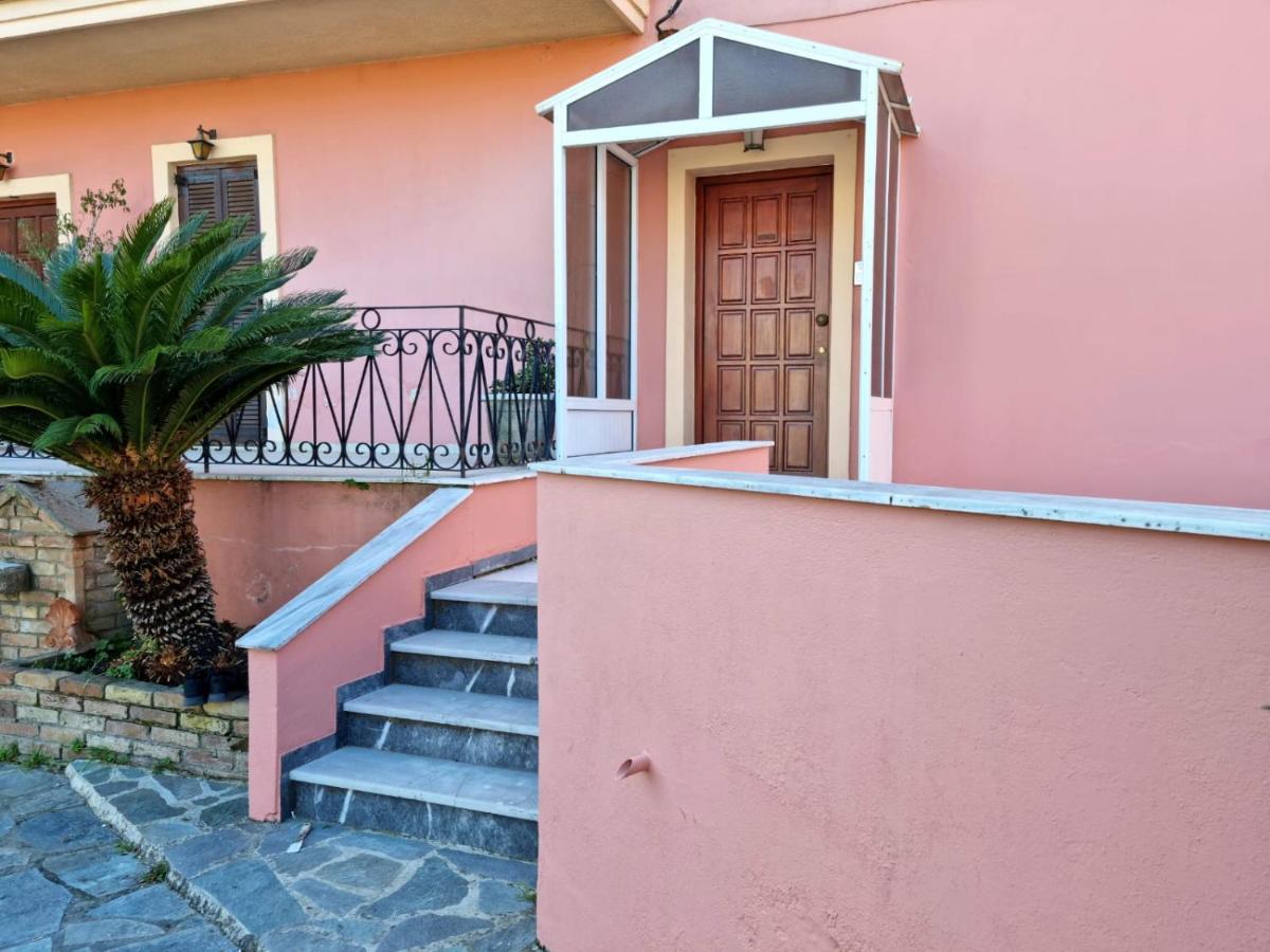 Seascape Elegant Apartment Corfu  Buitenkant foto